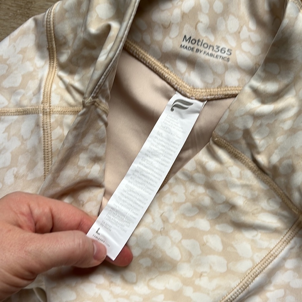 Fabletics Trinity Motion 365 High Rise Leggings Patterned - Picture 6 of 11